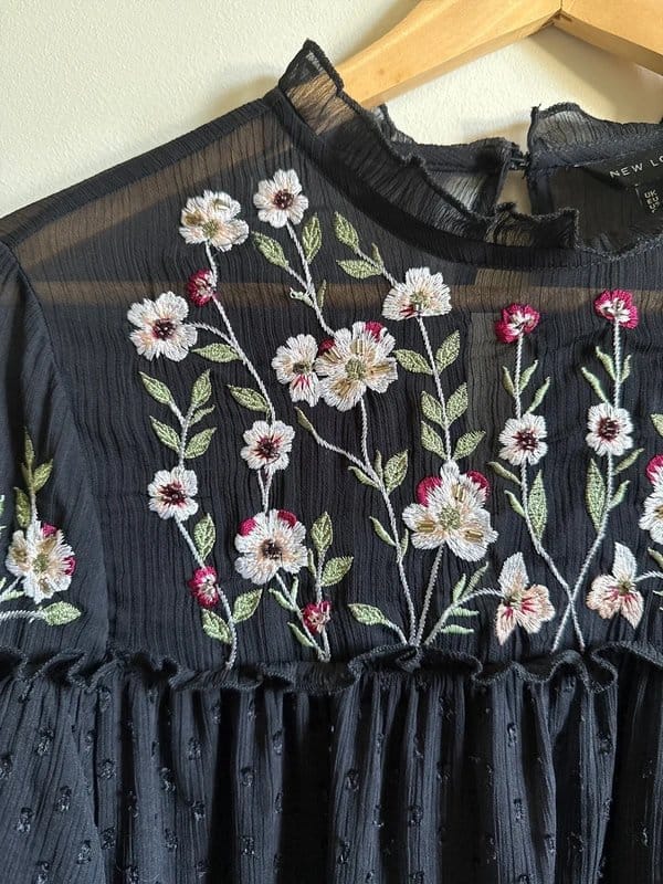 New Look Black Floral Embroidered & Beaded Top