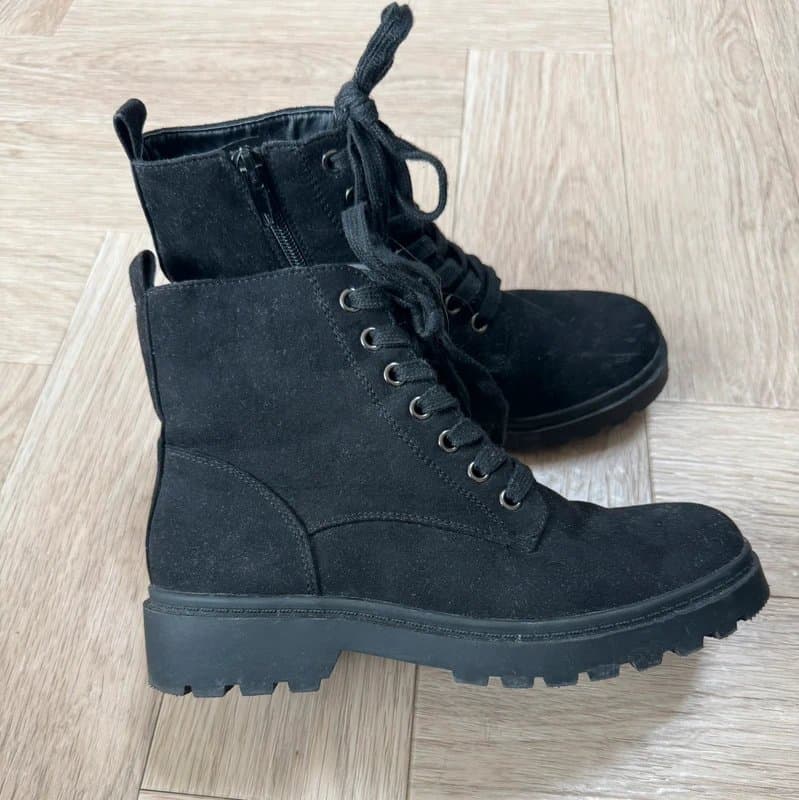New Look New look black chunky suede look lace up boots size 5