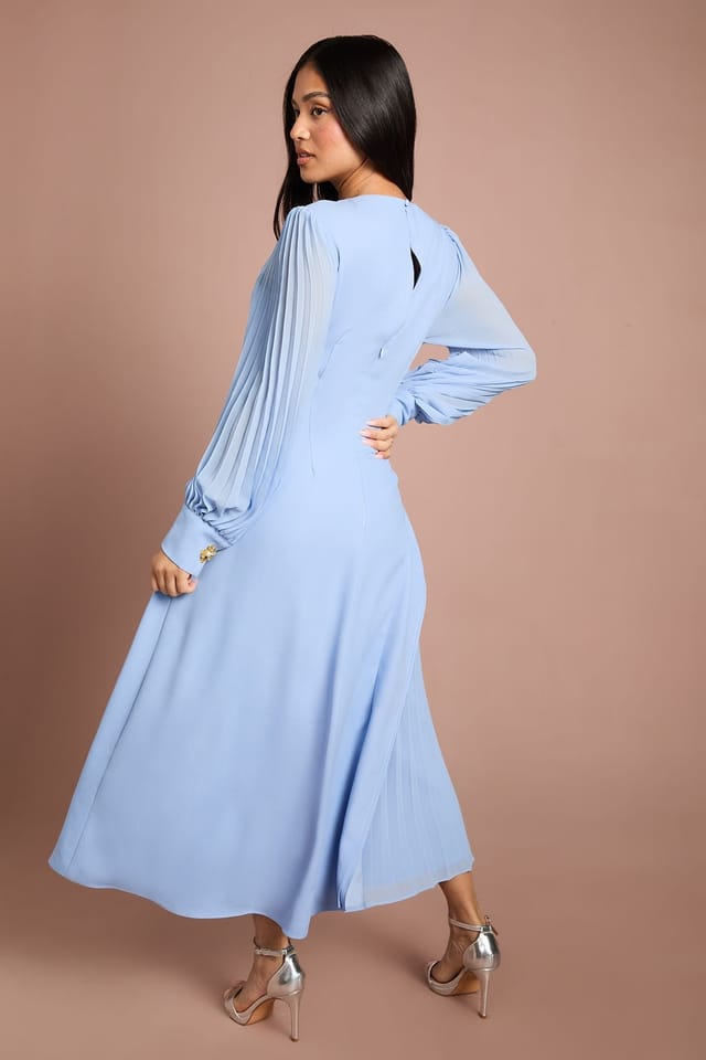 Coast Coast Women's Petite Long Sleeve Pleated Crepe Midaxi Dress in Light Blue - 3