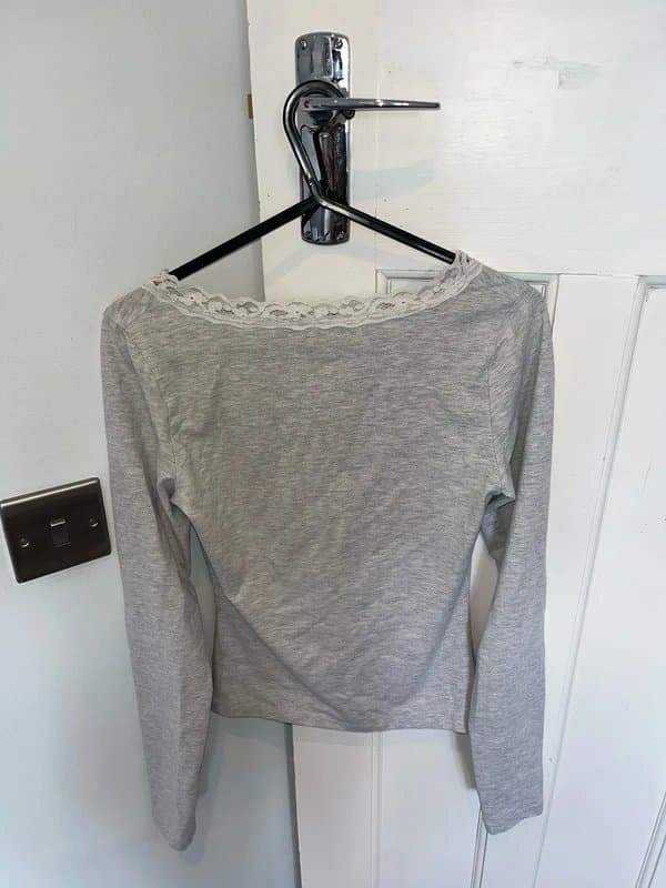 Bershka Bershka Grey lace top