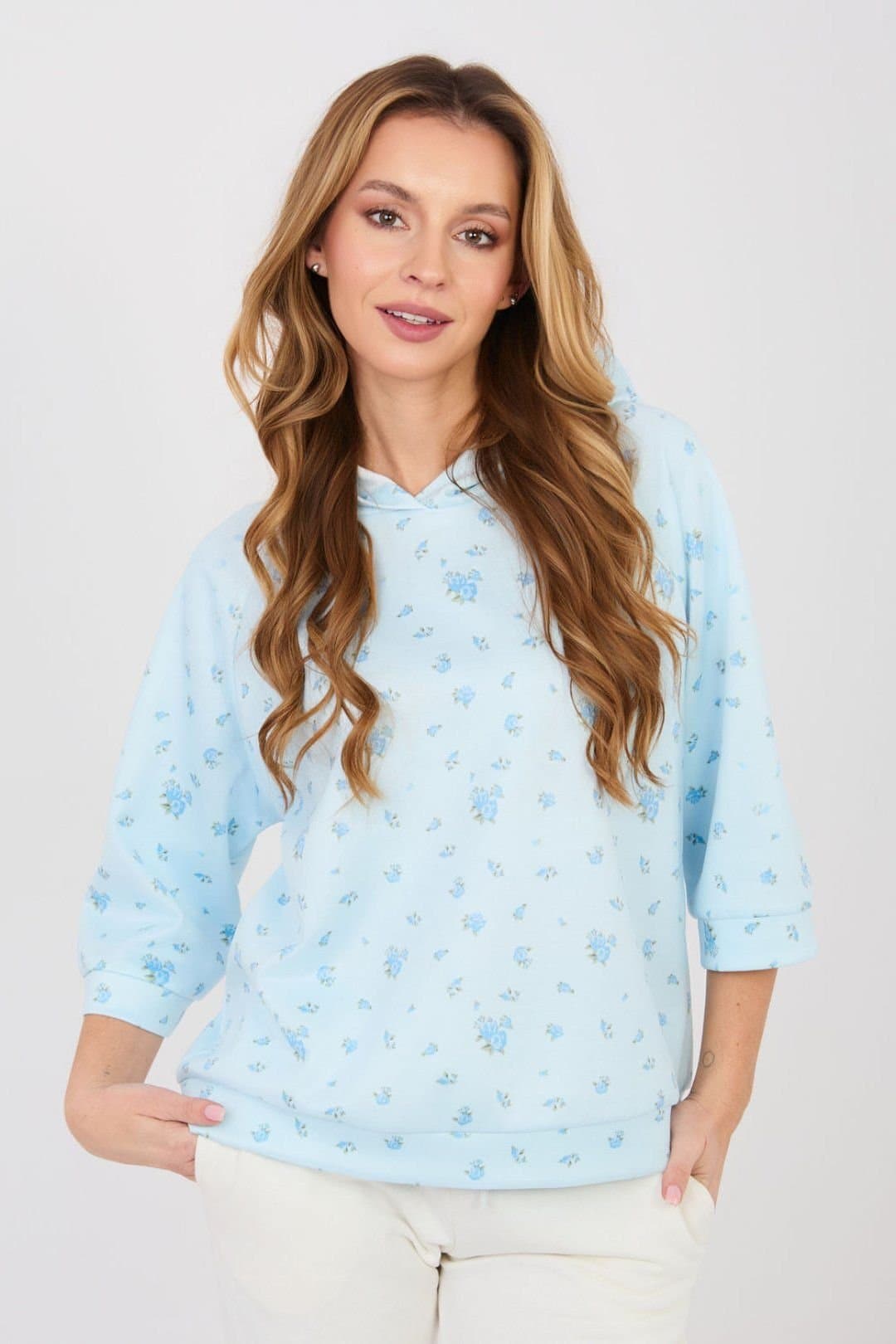 Love Lace Love Lace Women's Floral Print 3/4 Sleeve Sweatshirt Style 224828 in Blue