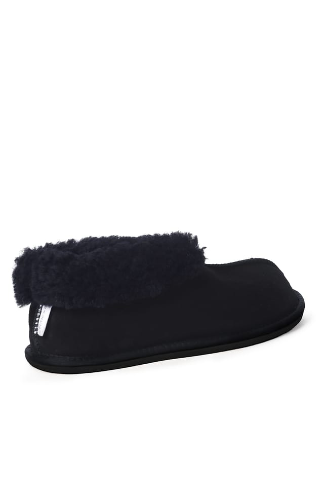 Celtic & Co Celtic & Co Men's British Shearling Bootee Slippers in Dark Navy - 2