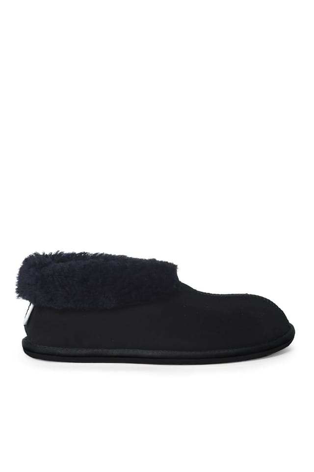Celtic & Co Celtic & Co Men's British Shearling Bootee Slippers in Dark Navy - 3