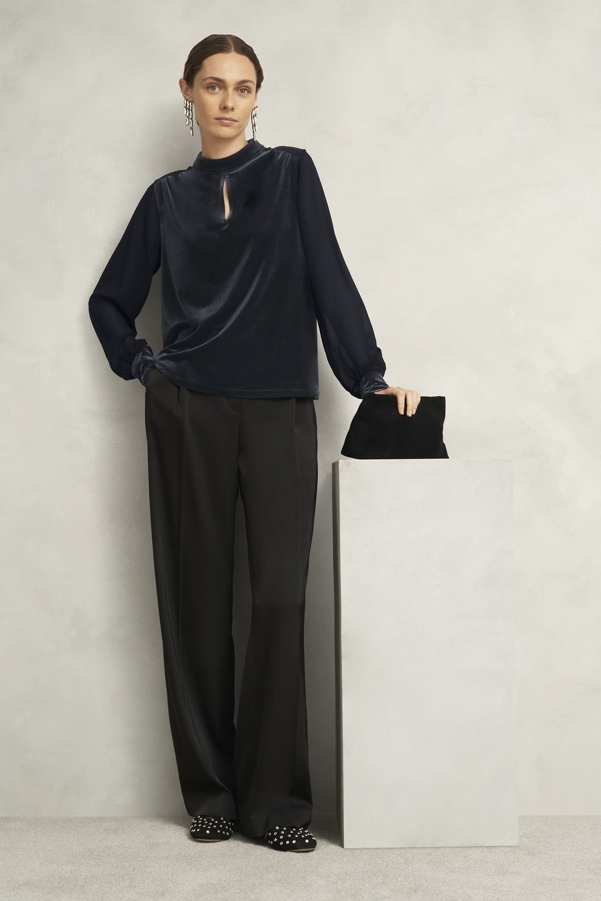 Hobbs London Hobbs London Women's Lorelai Velvet Top in Jet Black - 3