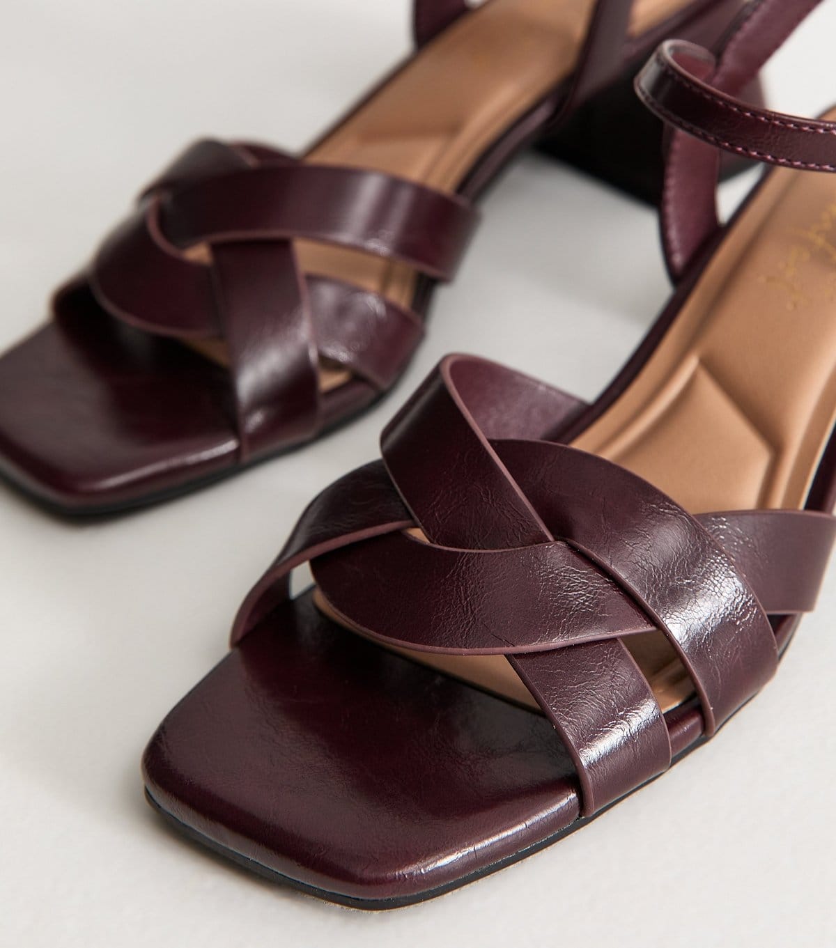 New Look Women's Dark Burgundy Faux Leather Interwoven Strap Block Heel Sandals Vegan New Look - 4