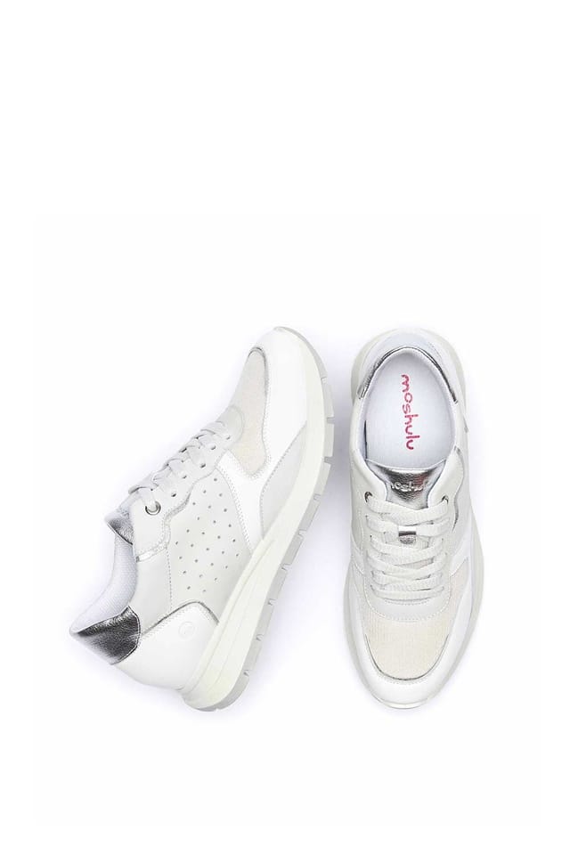 Moshulu Moshulu Women's 'Teresa' Lace Up Mesh Panel Trainers in White - 2