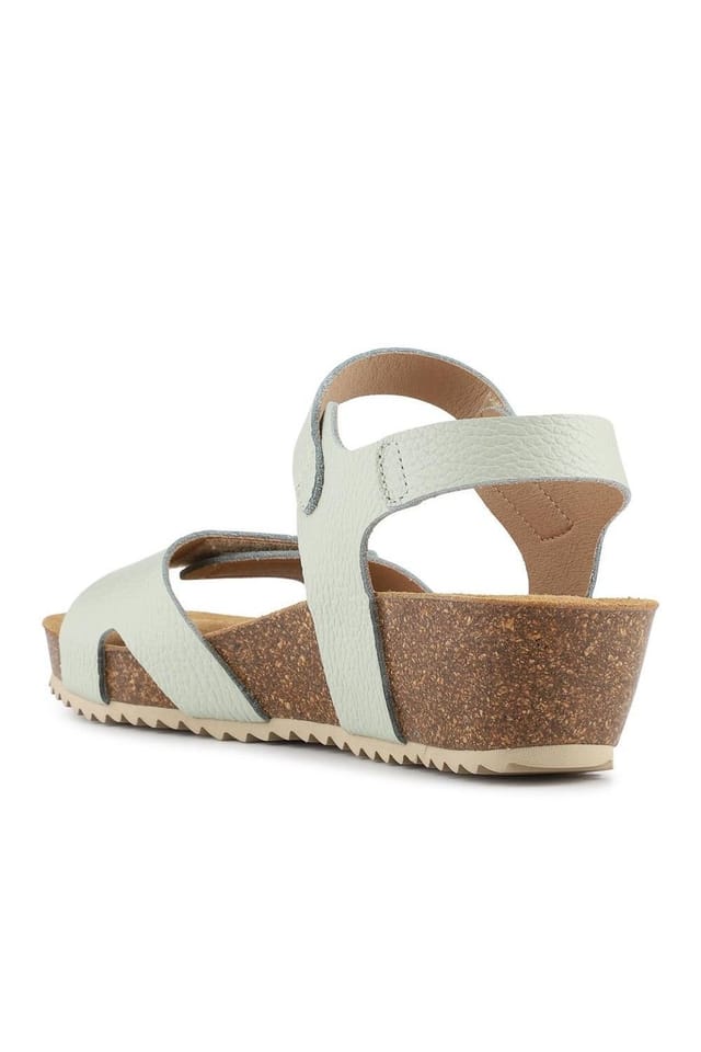 Jones Bootmaker Jones Bootmaker Women's Joanie Leather Sandals in Mint - 3