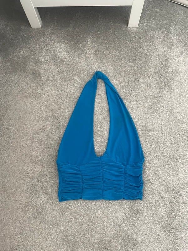 Bershka Bershka halter crop top