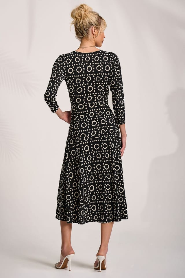 Jolie Moi Jolie Moi Women's Fit & Flare Jersey Midi Dress in Black - 2