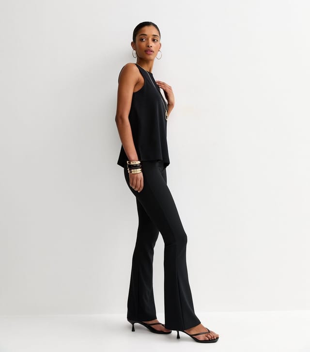 New Look Women's Black Ribbed Flared Trousers New Look - 2