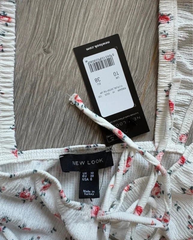 New Look New Look NWT floral white tie cami