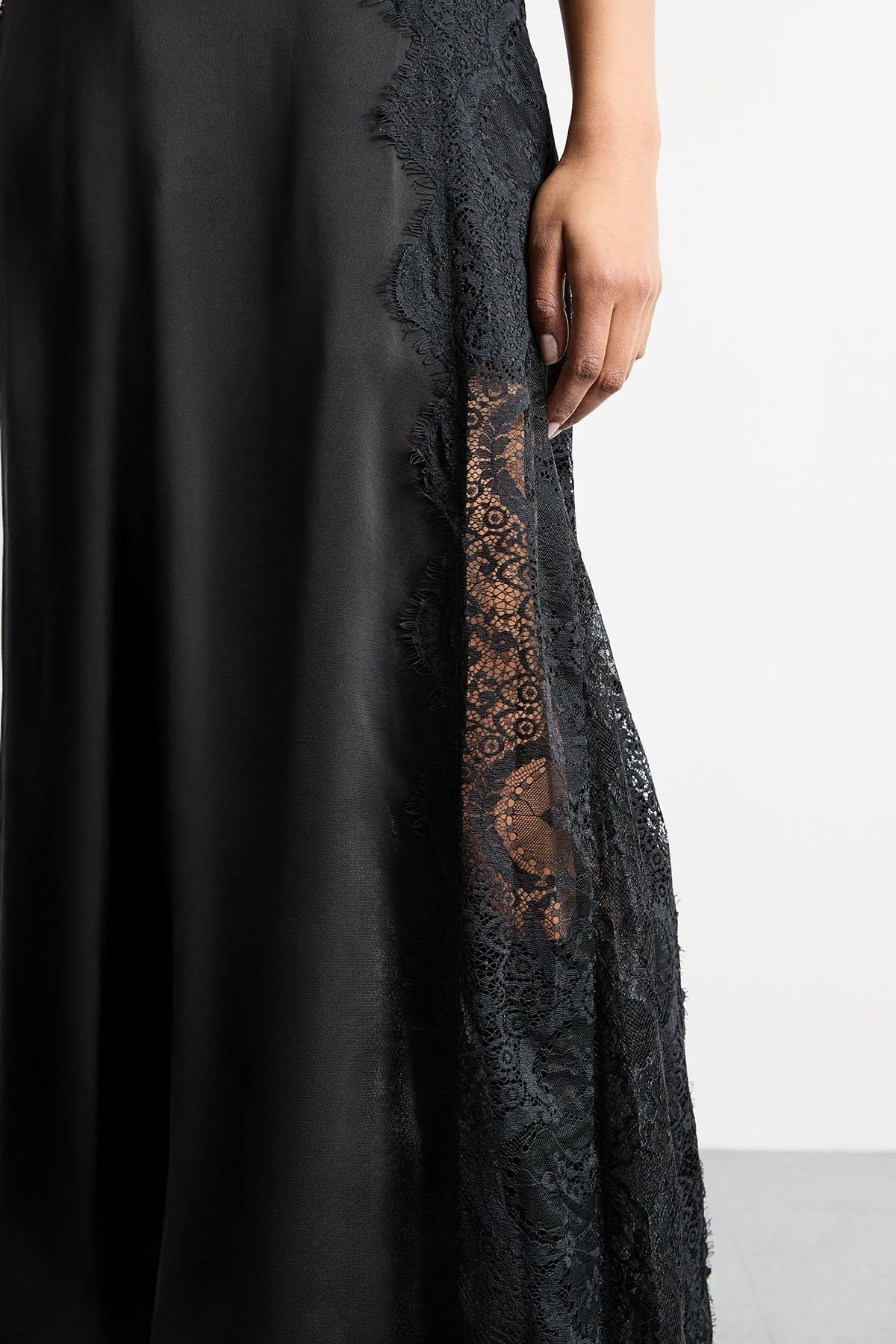 RUNWAY 1.8.1.8 RUNWAY 1.8.1.8 Women's Delicate Lace Detail Satin Maxi Skirt in Black - 4
