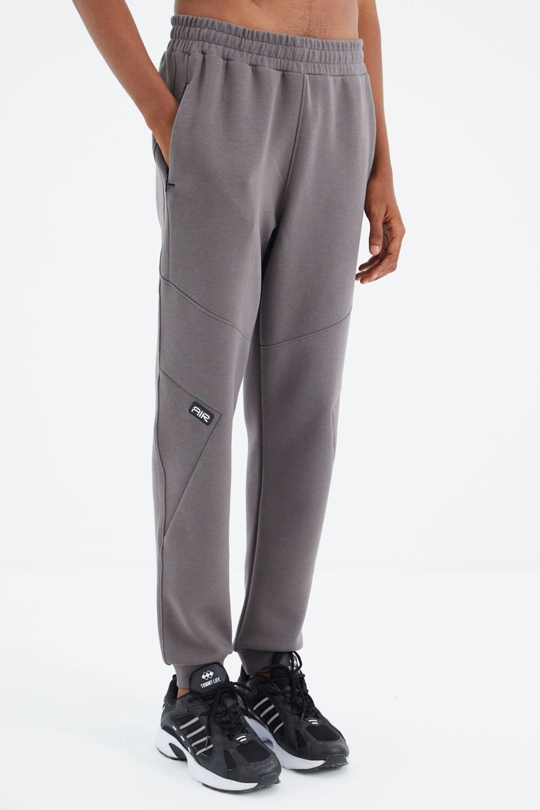Tommy Life Tommy Life Men's Relaxed Fit Fleece Sweatpants in Charcoal - 4