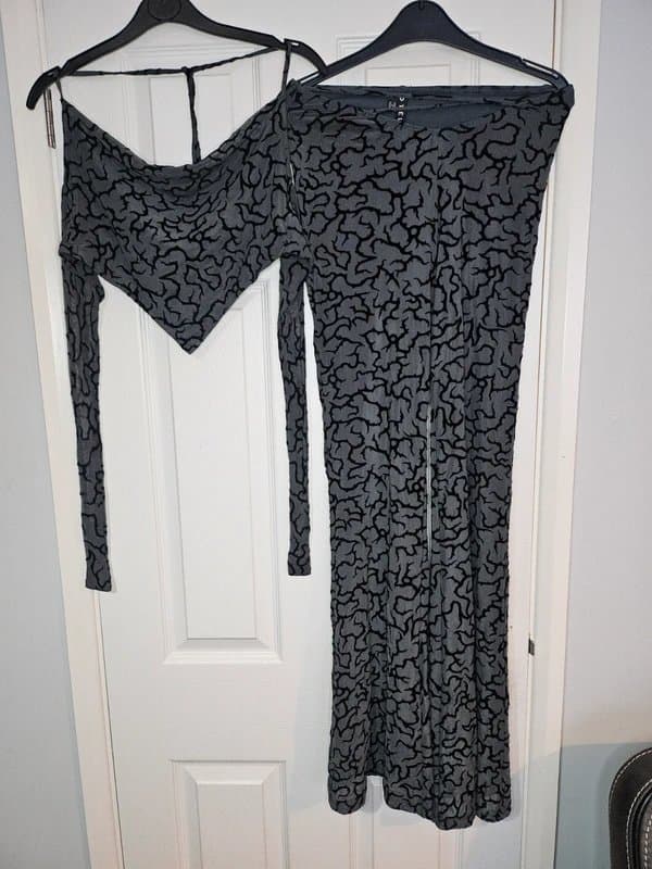 Motel Motel rocks coord set (handkerchief hem top and flared trousers) size xxs