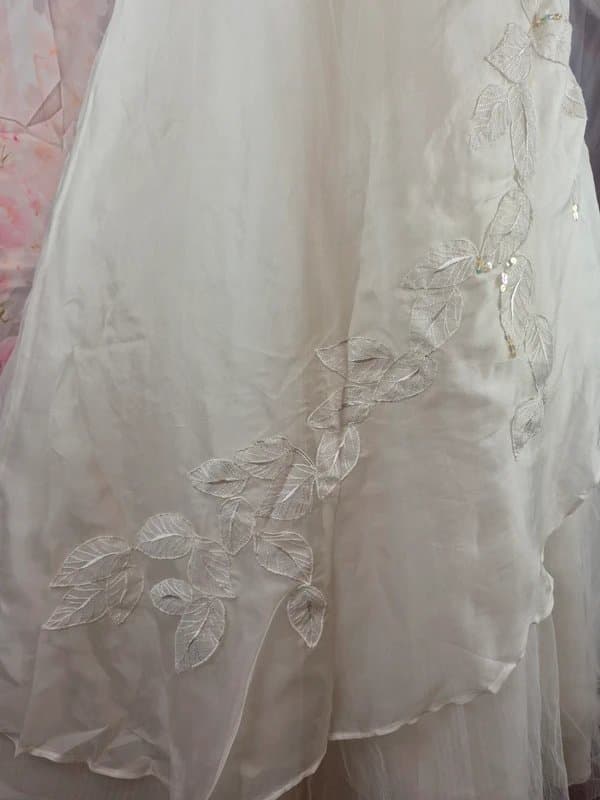 Sheryl gu Sheryl Gu Ivory Silk Wedding Dress UK 6/8 Pearl Button Bridal Gown Made in England