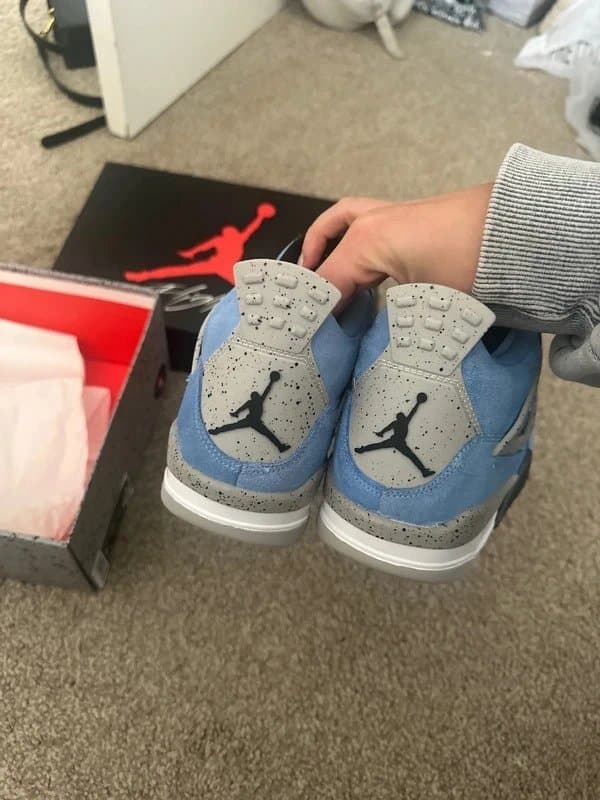 Jordan Air Jordan 4 retro gs university blue trainers
