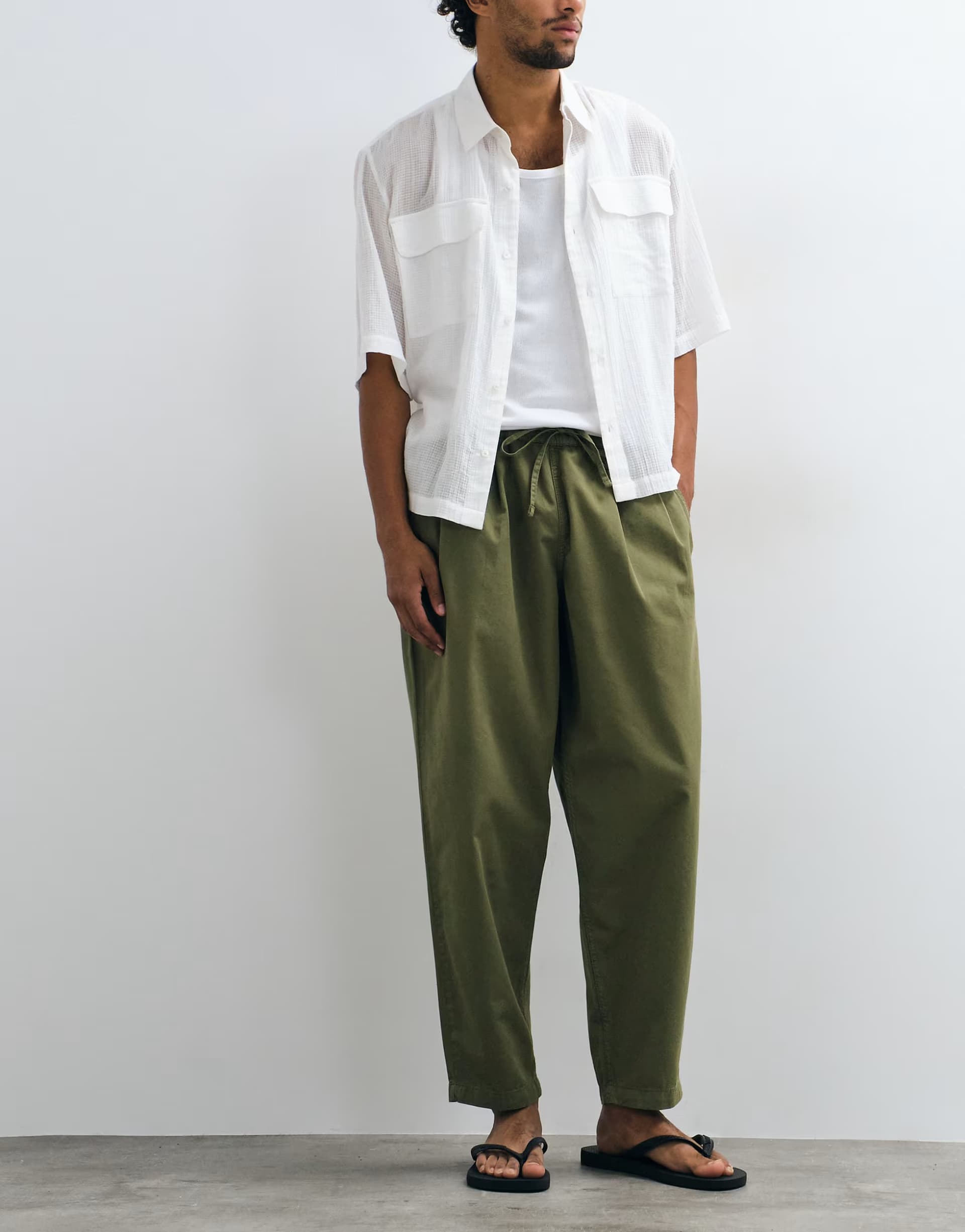 ASOS ASOS DESIGN relaxed barrel trouser in olive green