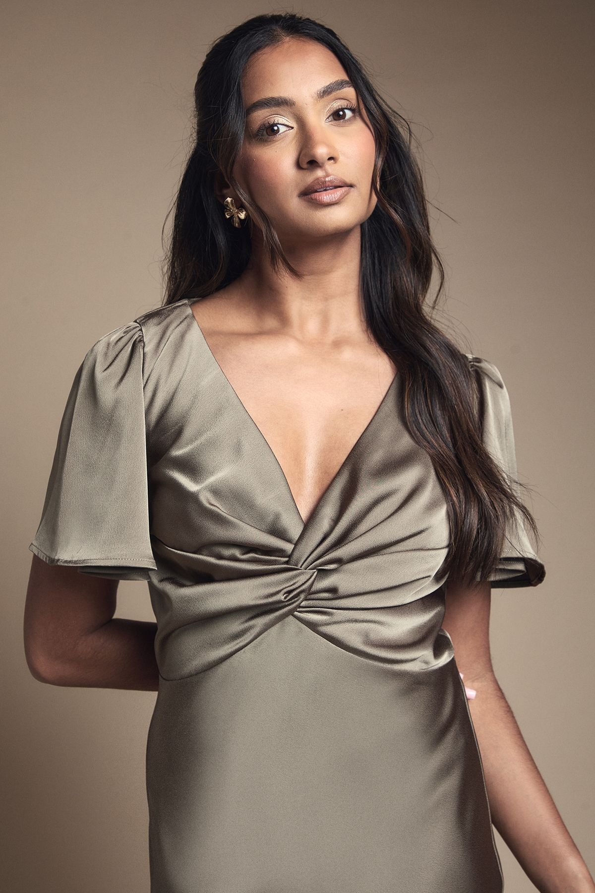 Oasis Oasis Women's Satin Twist Front Angel Sleeve Midi Bridesmaid Dress in Olive - 4