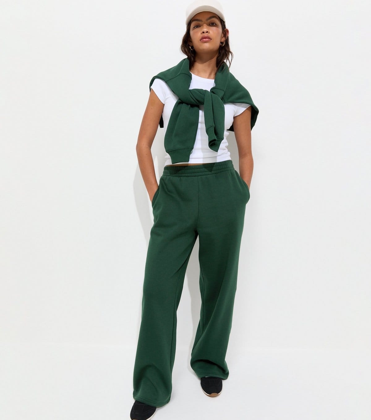 New Look Women's Dark Green Cotton Rich Wide Leg Joggers New Look - 1