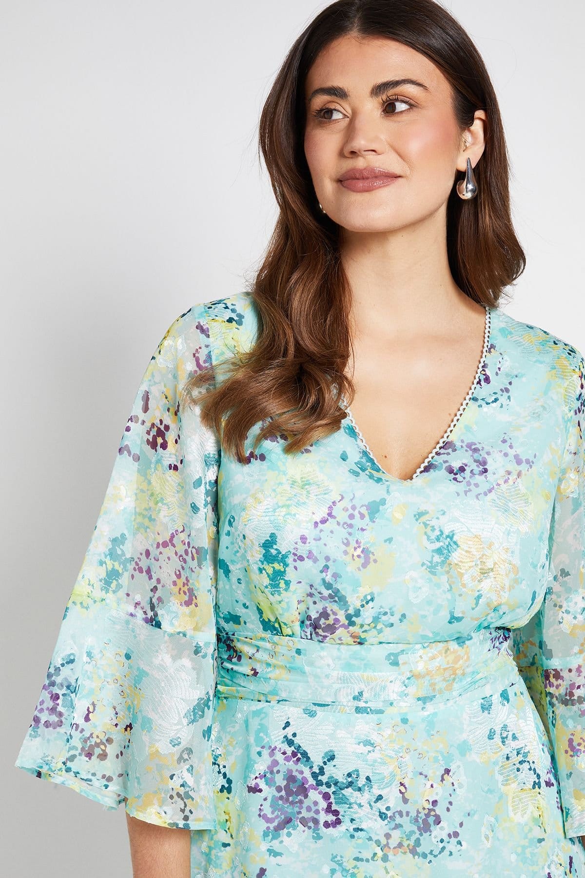 Wallis Wallis Women's Floral Burn Out Flared Sleeve Midi Dress in Sage - 4