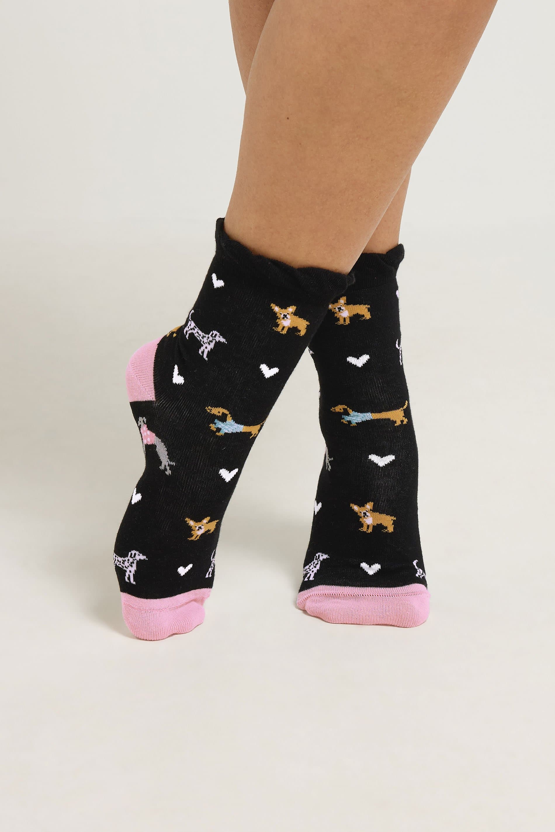 Yours 4 Pack Black & Pink Dalmatian Print Ankle Socks