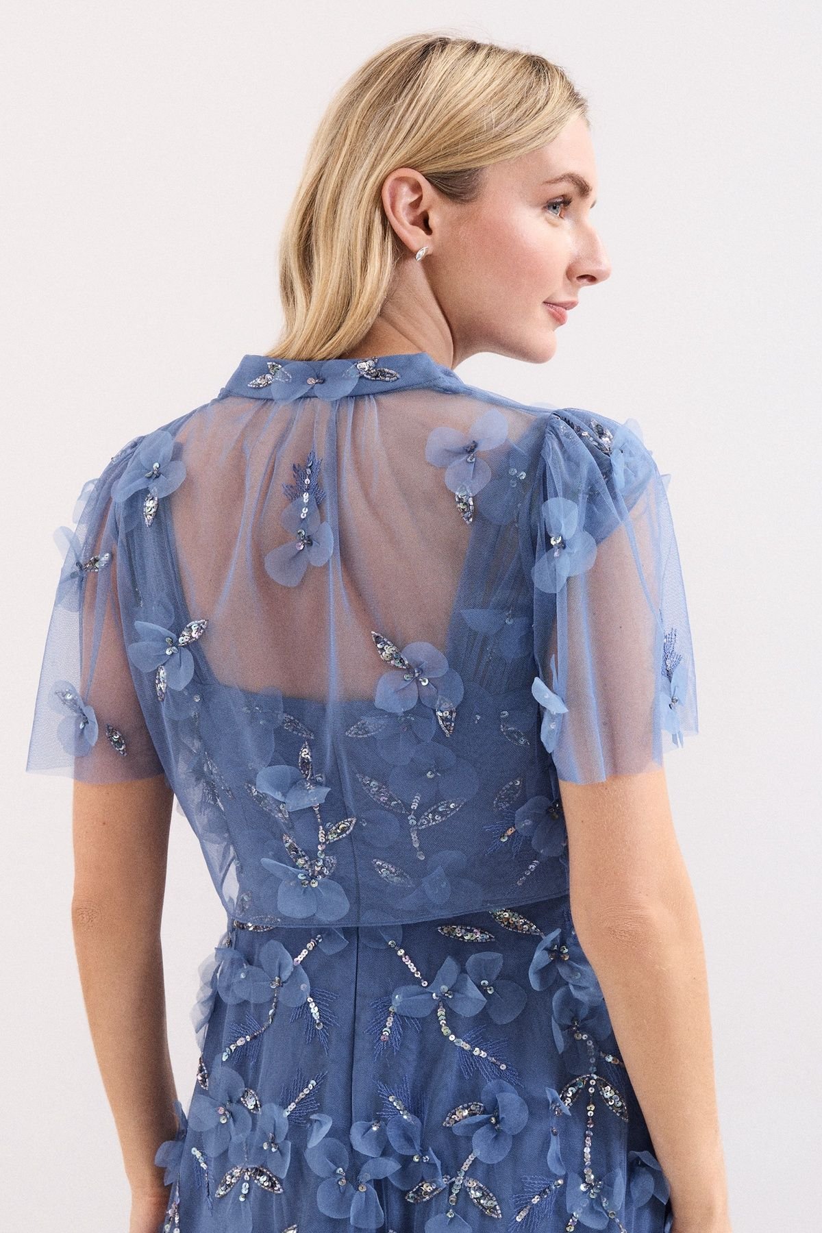 Phase Eight Phase Eight Women's Azera Cropped Cover Up Top in Mid Blue - 4