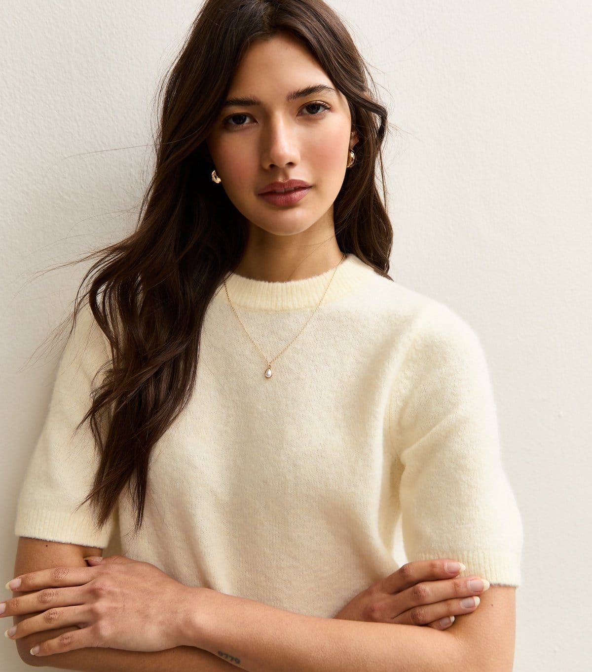 New Look Women's Cream Short Sleeve Midweight Knit Tee New Look - 2