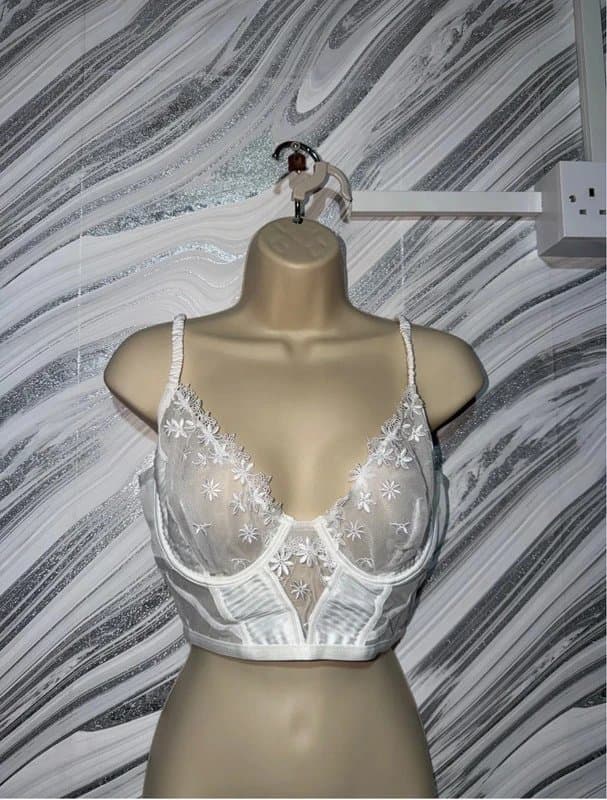 ASOS Design 34E | Asks Design White Floral Embroidered Longline Bra | NWOT
