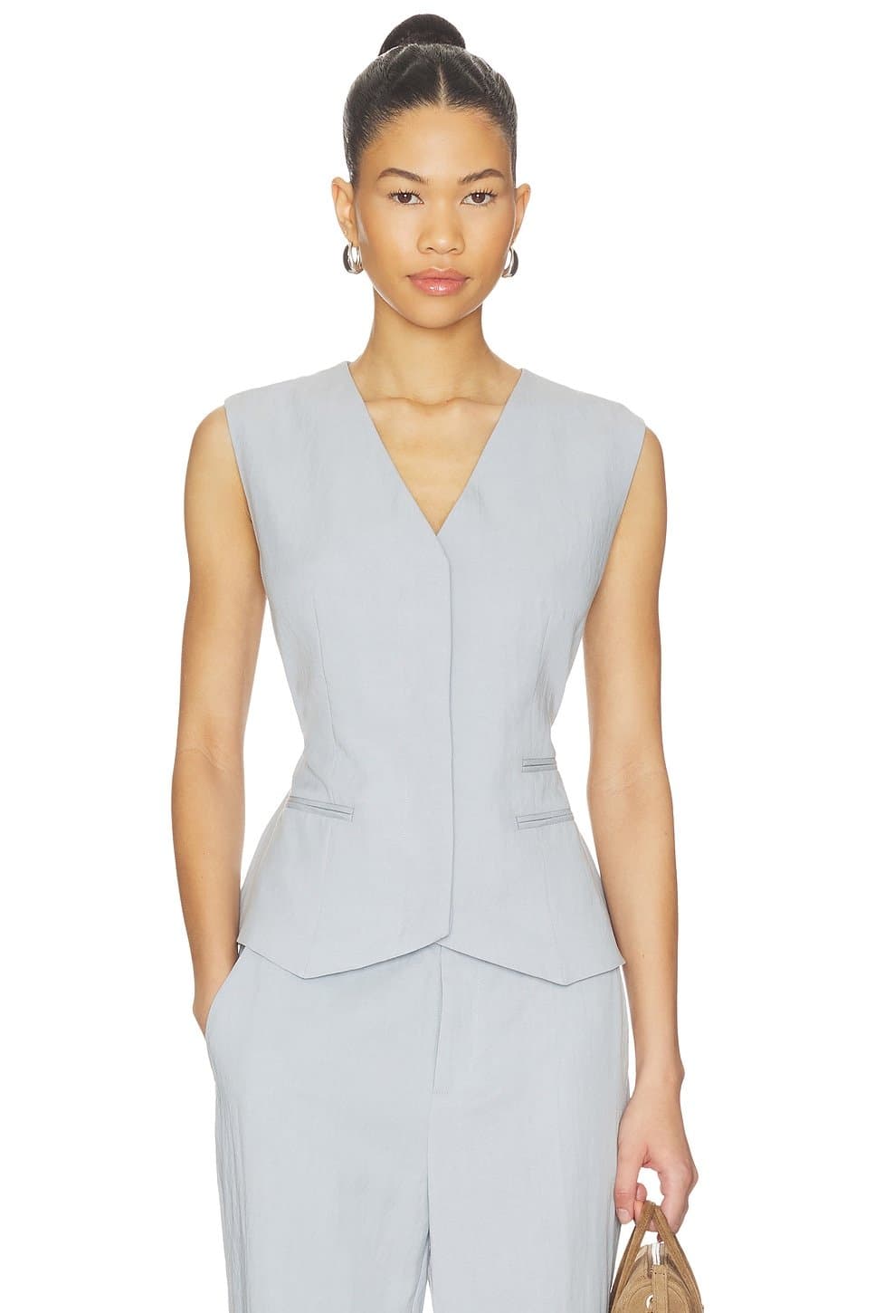 revolve lan Vest