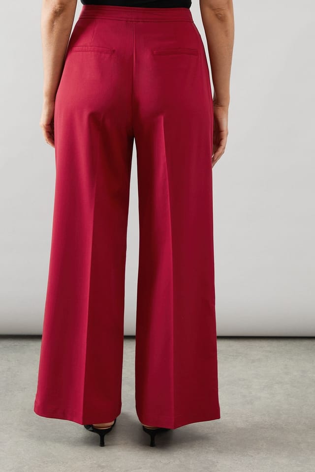 Wallis Wallis Women's Wide Leg Pleat Detail Trouser in Red - 3