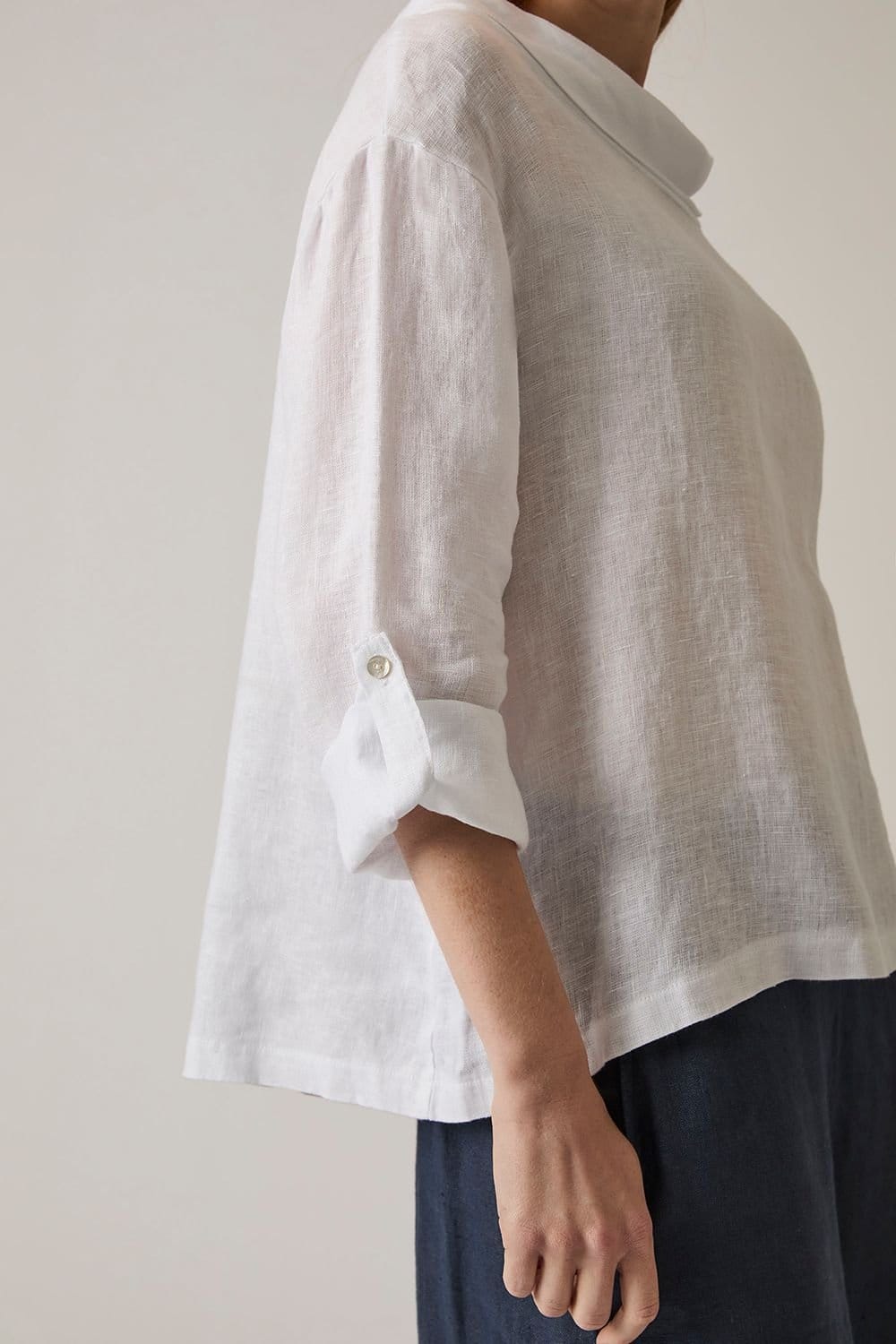 James Lakeland James Lakeland Women's Cowl Neck Linen White Top - 4