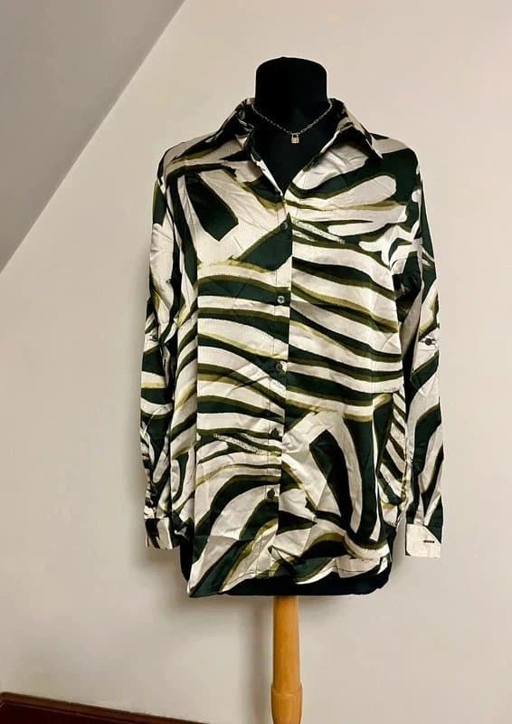 JS Millenium JS Millenium Khaki Green Zebra Animal Print Silk Shirt Size Large 12-14 New With Tags