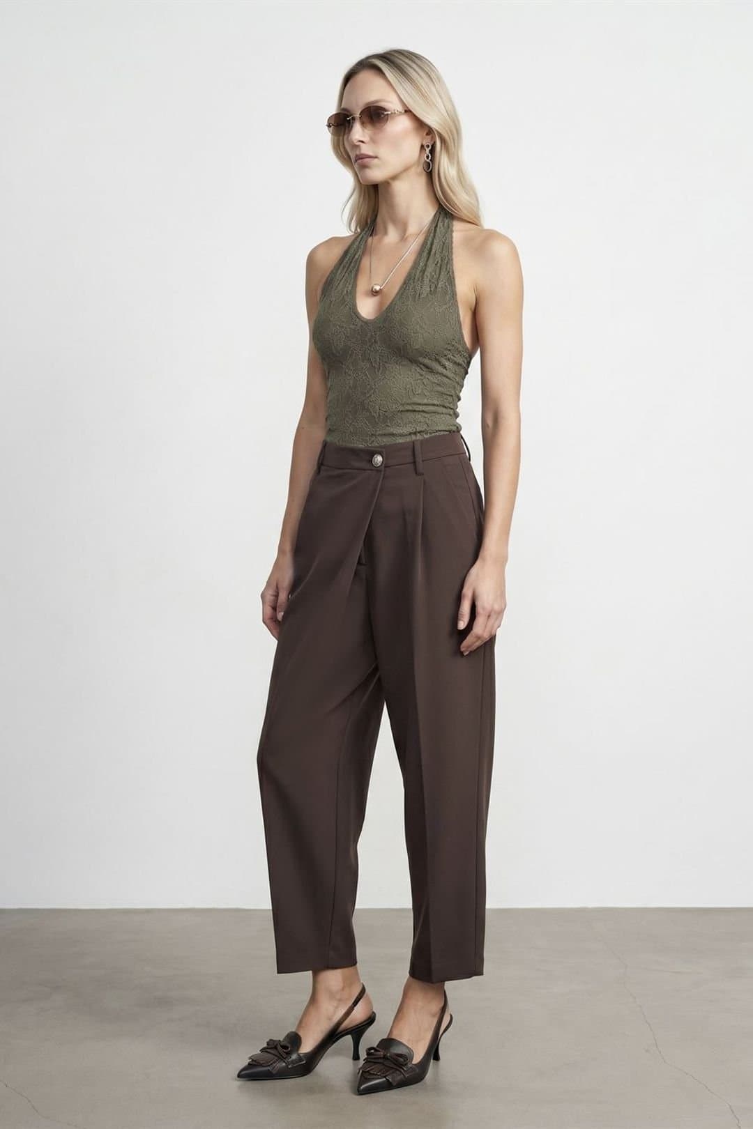 Dilvin Dilvin Women's High-Waist Wide-Leg Crepe Trousers in Chocolate