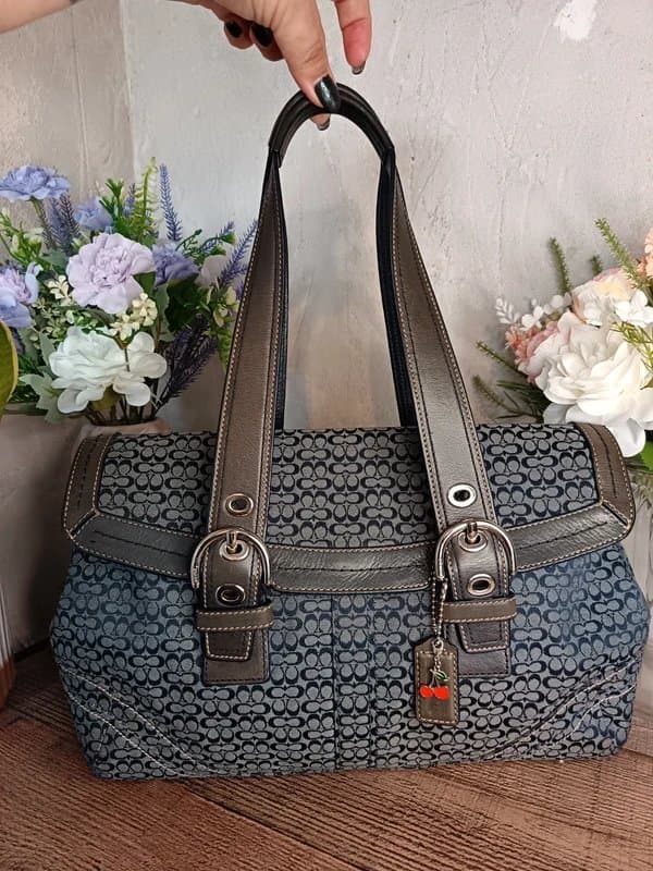 Coach Coach Vintage Y2k Navy Signature Soho Shoulder Bag Handbag with Flap