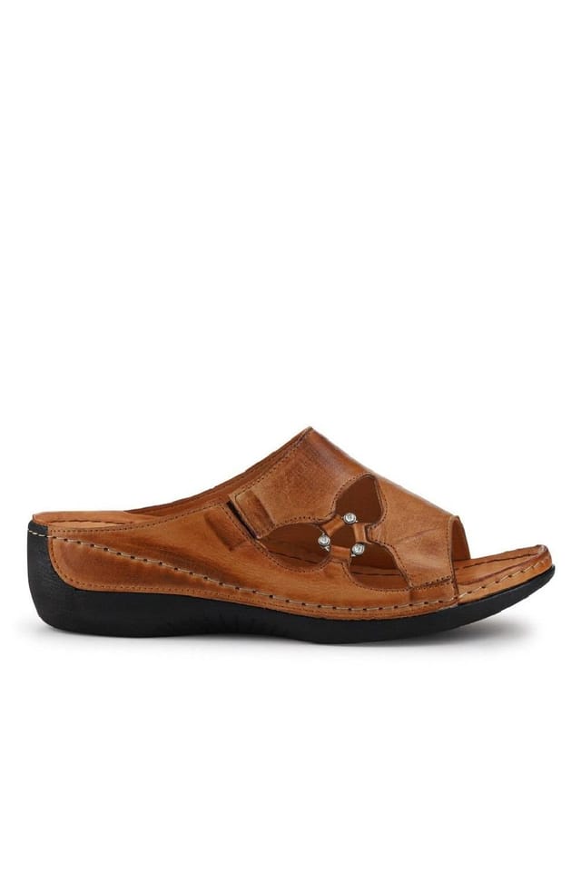 Pavers Pavers Women's Leather Wedge-Heeled Mules in Tan - 2