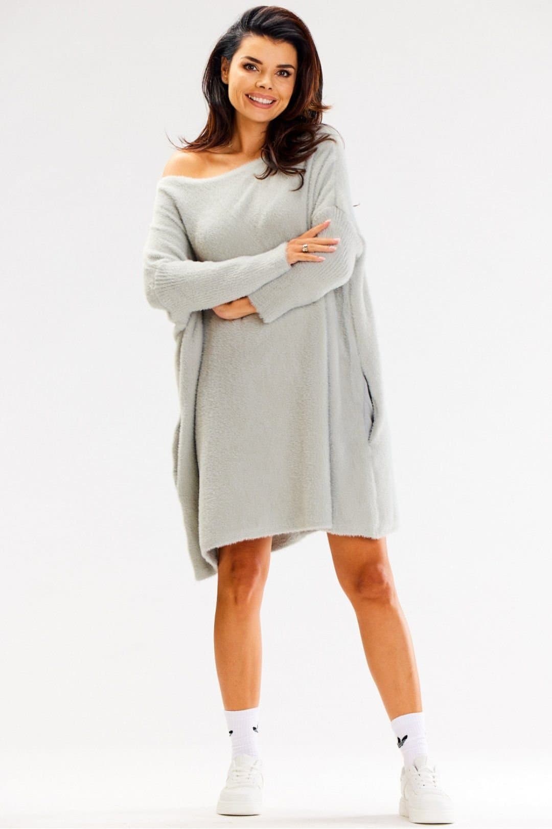 Love Lace Love Lace Women's Oversized Long Sleeve Knitted Sweater Fuzzy Hair in Grey