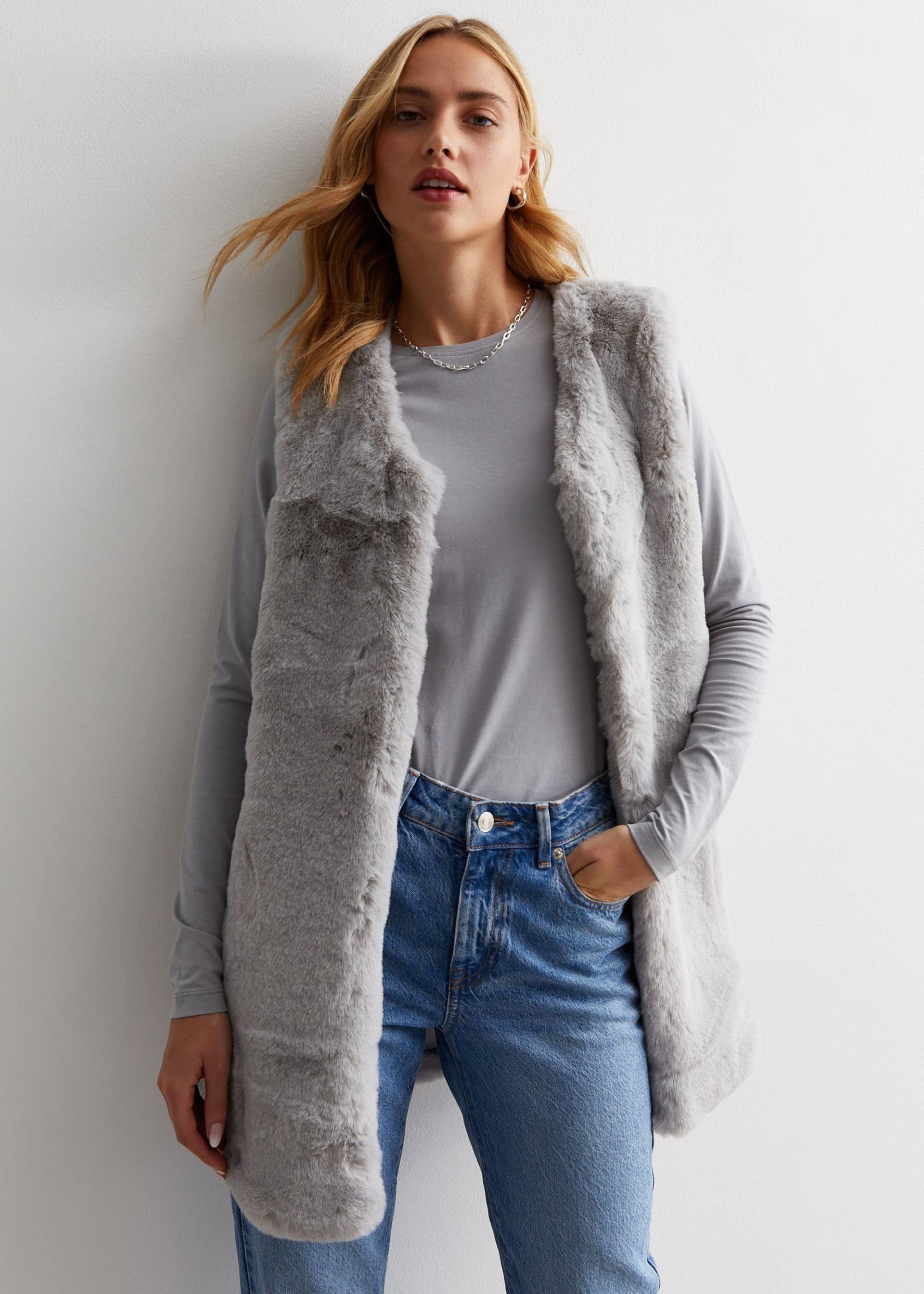 Gini London Gini London Women's Silver No Cut Faux Gilet Fur Sleeveless Jacket