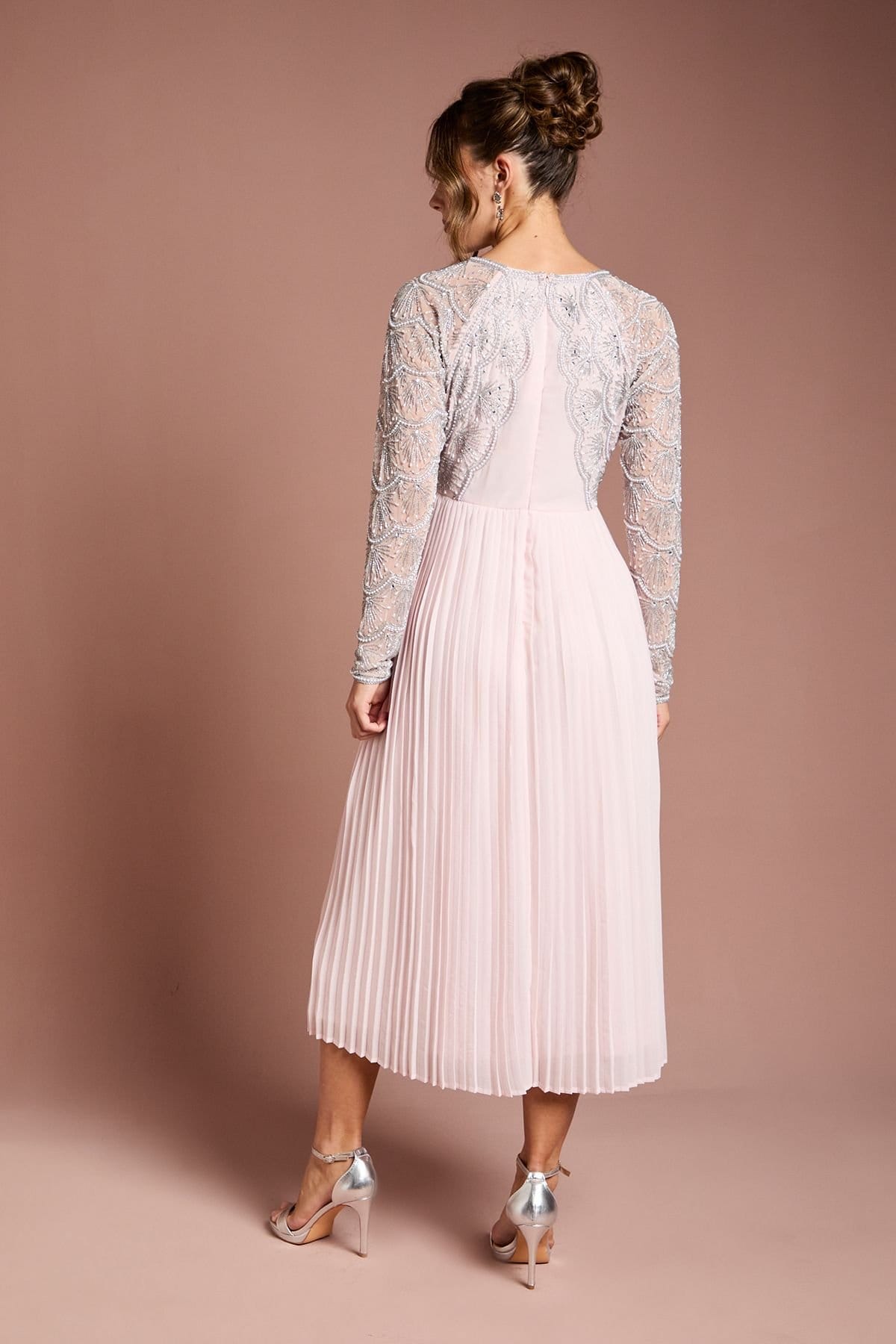 Coast Coast Women's Scallop Embellished Pleated Midi Dress in Blush - 4