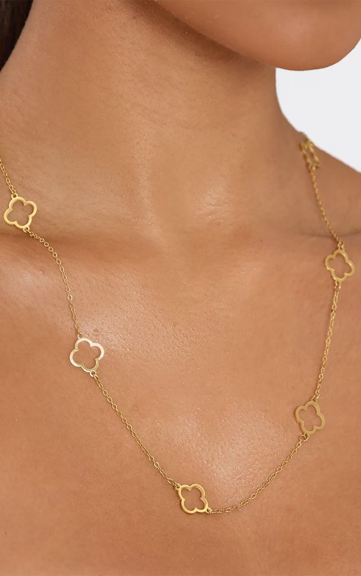 EGO Clover Cut Out Detail Thin Chain Necklace In Gold., Women's Size UK 0