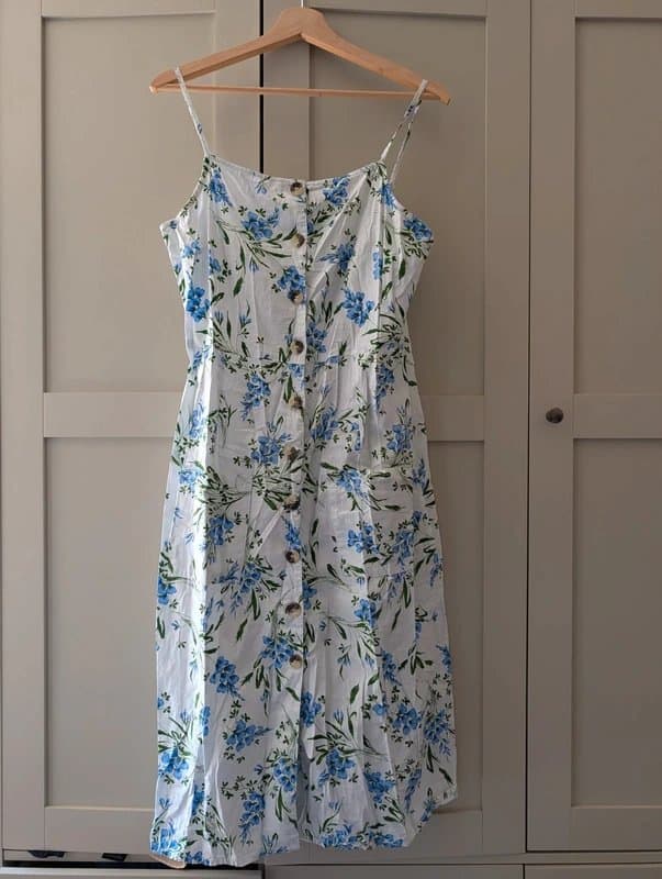 ASOS ASOS white blue floral button up midi dress summer 14