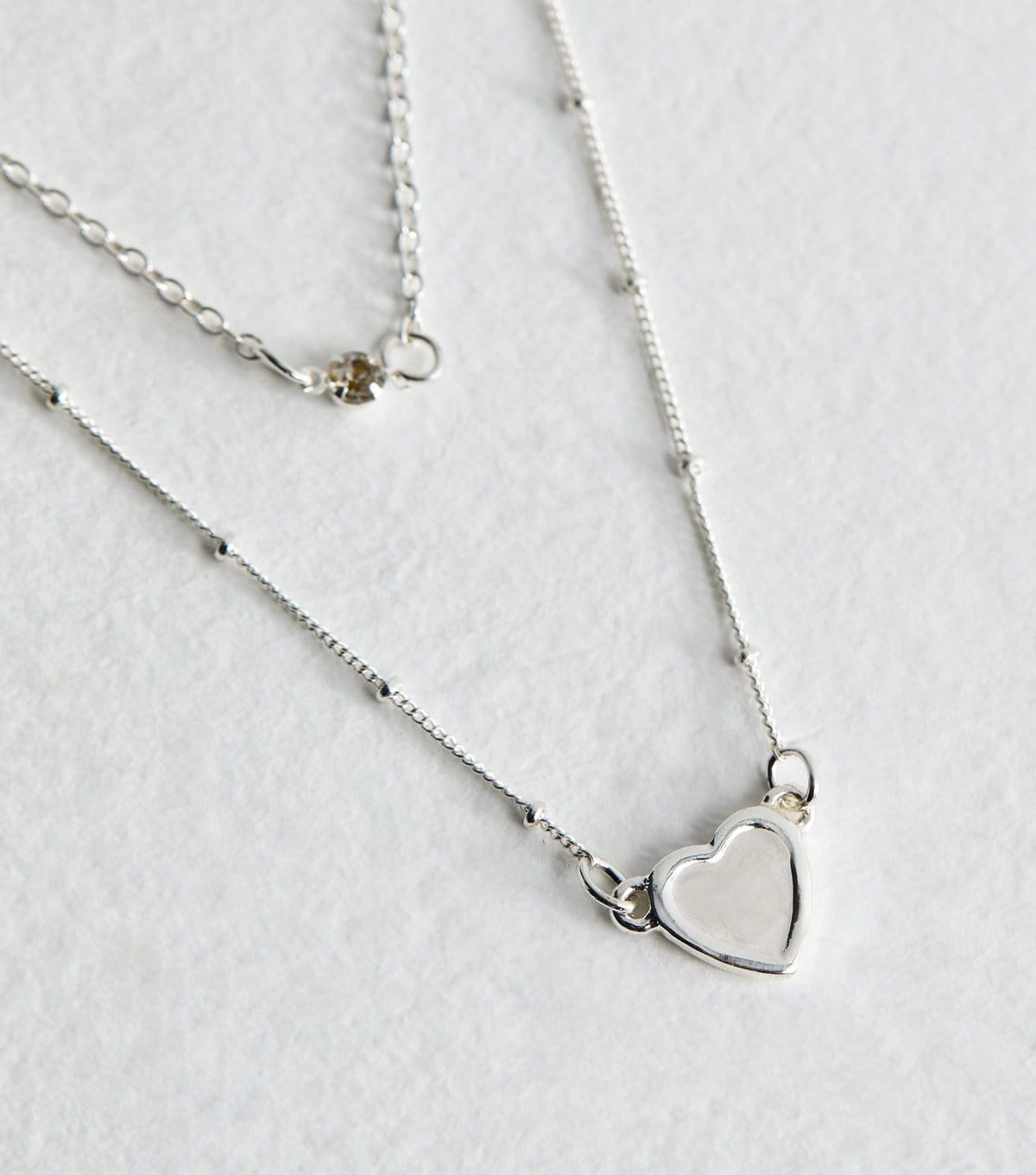 New Look Silver Layered Pearl Effect Heart Charm Necklace New Look - 4
