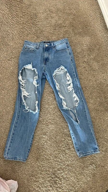 Missy Empire Momokrom missy empire extreme ripped blue denim boyfriend jeans