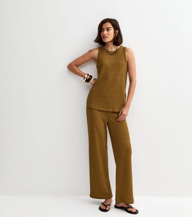 New Look Women's Khaki Brown Soft Touch Textured Slit Hem Vest Top New Look - 3