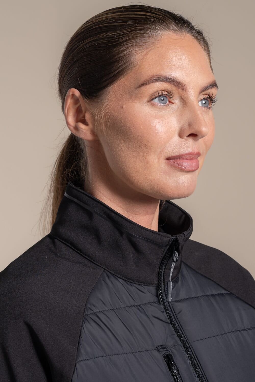 Craghoppers Craghoppers Women's Expert Compresslite Hybrid Jacket in Black - 4
