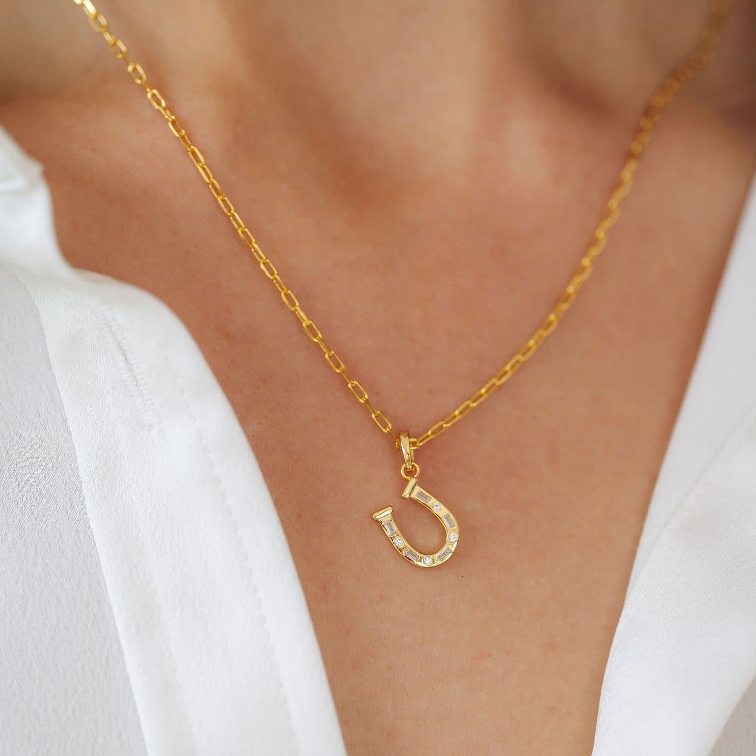 Gold Trip Gold Trip Women's Horseshoe Charm Necklace in Gold