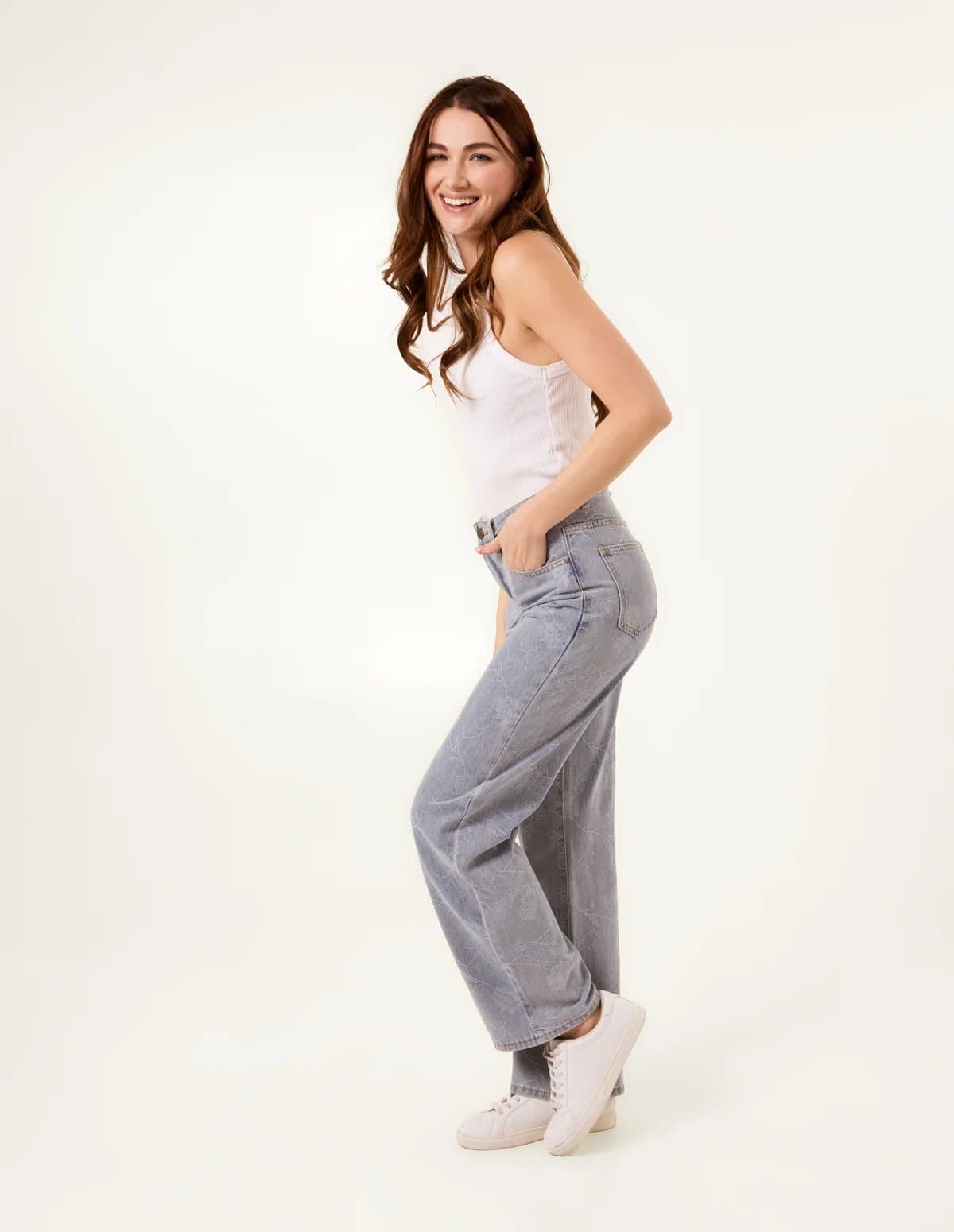 Blue Vanilla Flower Embroidered Jeans