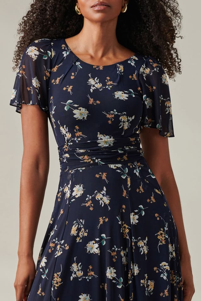 Jolie Moi Jolie Moi Women's Harlie Floral Mesh Maxi Dress in Navy - 3