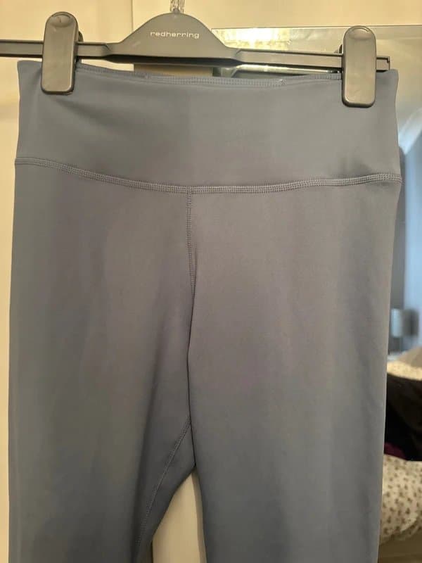 Nike New without tags Nikes gym leggings