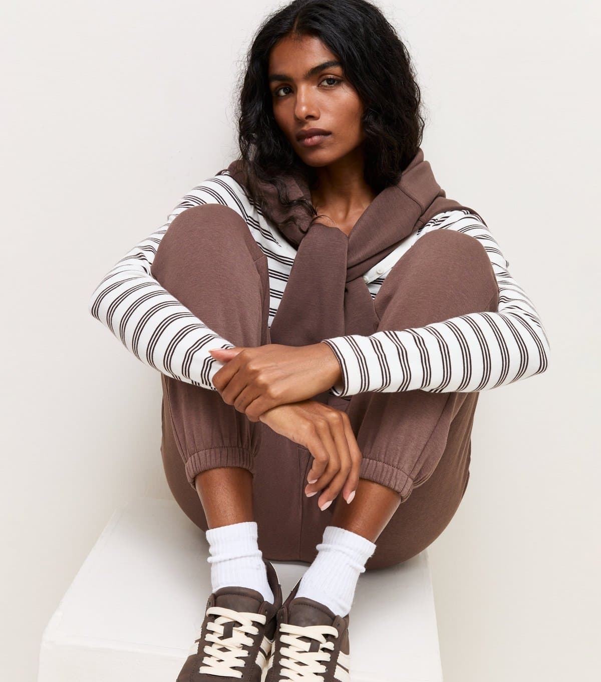 New Look Women's Petite Dark Brown Cotton Rich Cuffed Joggers New Look