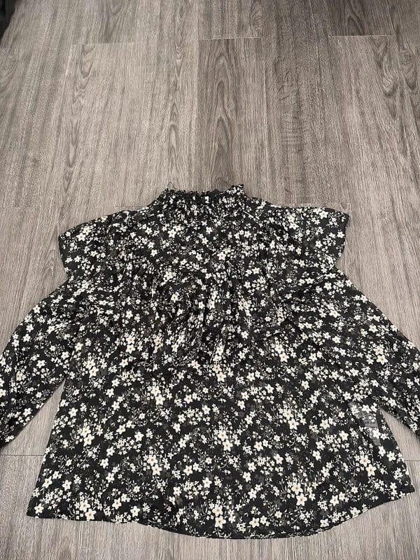 New Look Black and White Floral Chiffon Blouse